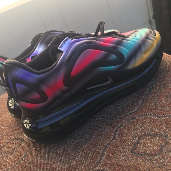 AirMax 720 (New) - Picture 3 of 6